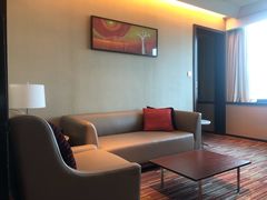 -上海龙之梦万丽酒店