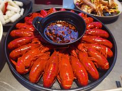 -巴厘龙虾·榜首油焖大虾(音乐学院·沿江酒馆店)
