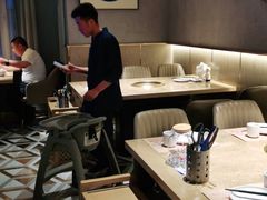 大堂-额尔敦牛厨师铜板烧