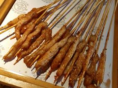 -鸣记脆皮烤鱼·海鲜烤鱼(三八广场店)