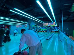 -世代星球·保龄球·镭战真人CS·团建(杨浦店)