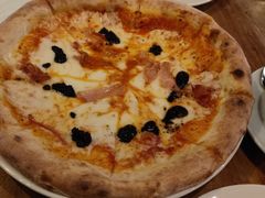 黑松露酱五花肉pizza-La Tavernetta(Bar à Vin)(乌鲁木齐路店)