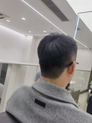 -摩登时代美发沙龙