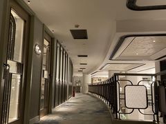 -浅深(世茂滨江精品店)