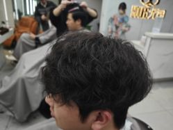 -尤司男士国潮理发馆