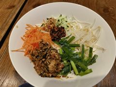 -粉八·云南米线·建水烧烤(常熟路店)
