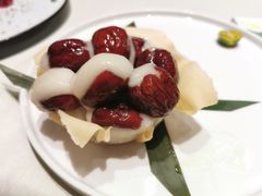 红衣少女-蝶园·装修中(BFC外滩金融中心店)