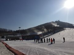 -庙香山滑雪场