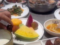 -黑金·寻焰自助百汇·烤肉·火锅(中街店)