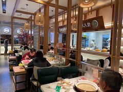 大堂-三人行骨头王火锅(长寿店)