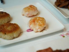 煎莲藕饼拼煎虾饼-花城苑广府菜(侨鑫店)