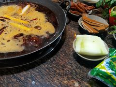 -星鸿社重庆老火锅(燃灯寺分店)