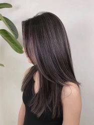 -东秀护肤造型