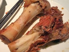 招牌酱大骨-关东小磨东北菜(漕河泾印象城店)