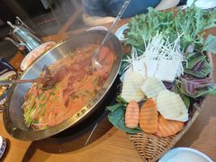 -野山舂·贵州现舂酸汤牛肉(鸿通城店)