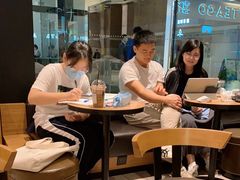用餐区-星巴克臻选(深圳罗湖万象城店)