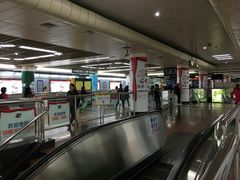 -公园前(地铁站)