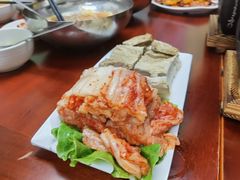 辣白菜炒五花肉-屋里家延边朝鲜族冷面(南园店)