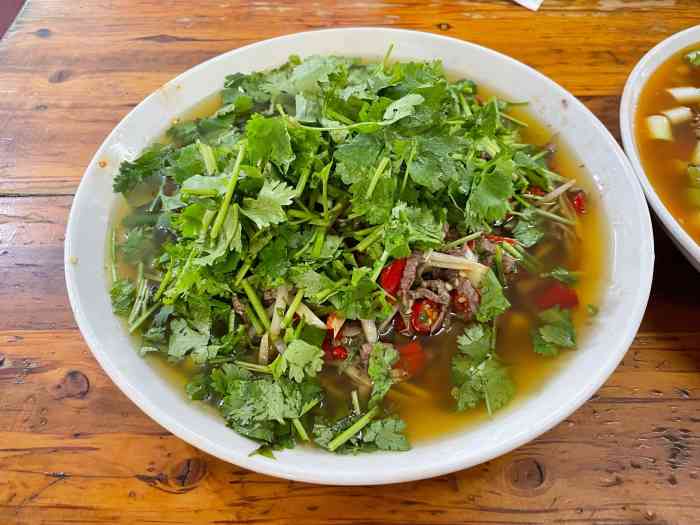 石沟大饭店-"一行4个人来自贡办事,第二天来这里吃饭 .