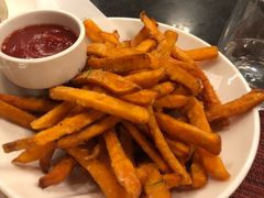 -WOLFGANG PUCK KITCHEN & BAR(迪士尼小镇店)