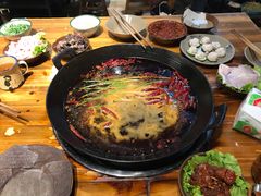 -周幺妹重庆老火锅(银泰城总店)