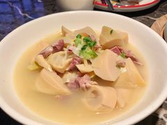 -新白鹿餐厅(金鹰新街口店)