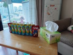 -来伊份(曹安公路三店)