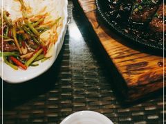-东馆和天下特色餐饮(工农店)