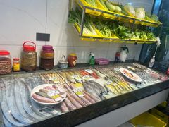 -健跳小海鲜(人民路店)