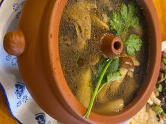 野生菌汽锅鸡-小厨子私房菜·云南美食店