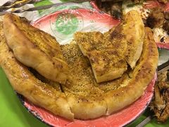 -布尔津河堤夜市