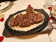 -Mogul Eatery·大亨餐酒馆