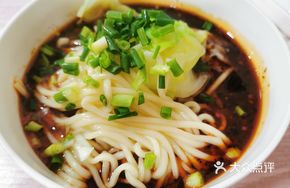 Three-ounce Beef Noodles (Six Pieces of Beef)