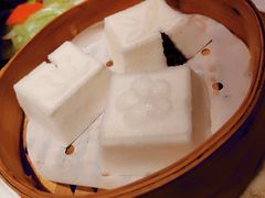 非遗白玉方糕-探花·意境江南菜·唐伯虎文化体验店·松鼠桂鱼(观前店)