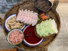 -王婆乔鲜鱼自助火锅(蜀汉路店)