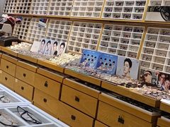 -沫芮眼镜·蔡司官方授权店(人民广场店)