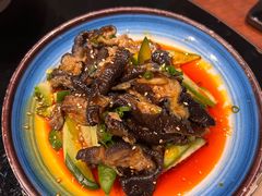 -川流不息·地道川菜·小龙虾(新松江路店)