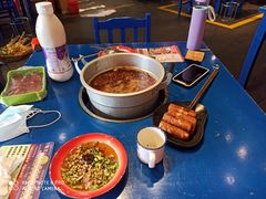 -马路边边 传媒大学店