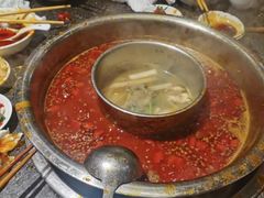 牛油野菌鸳鸯锅-巴蜀大宅门火锅(新华公园店)