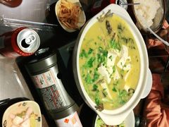 -富正毅三下锅·湘西韵味(天门山索道店)