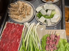 -六公里老火锅(总店)