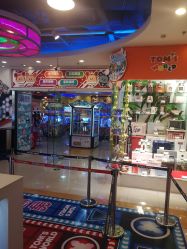 -玩具反斗城(正大广场店)