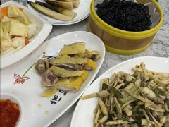 -紫藤园·天目湖大鱼头(南山竹海店)