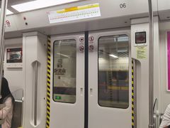 -南昌西站(地铁站)