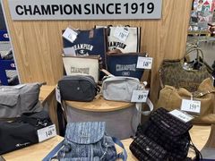 -山姆会员商店(邻瑞广场店)