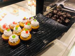 -飨食汇全日制餐厅·昆山皇冠假日酒店(九方店)