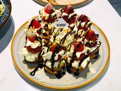草莓忌廉华夫饼-BE BRIGHT KITCHEN(正佳广场店)