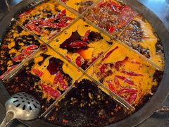 -彭三老火锅(枣子岚垭正街店)