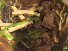 -镇南锅盖面馆(解放路店)