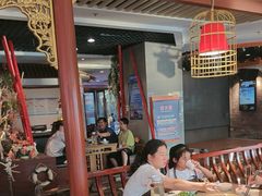 -小天鹅火锅·一线江景洪鼎旗舰店(洪崖洞店)